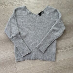 360 Cashmere Womens Heather Gray Knit V-Neck Pullover 100% cashmere Sweater XS